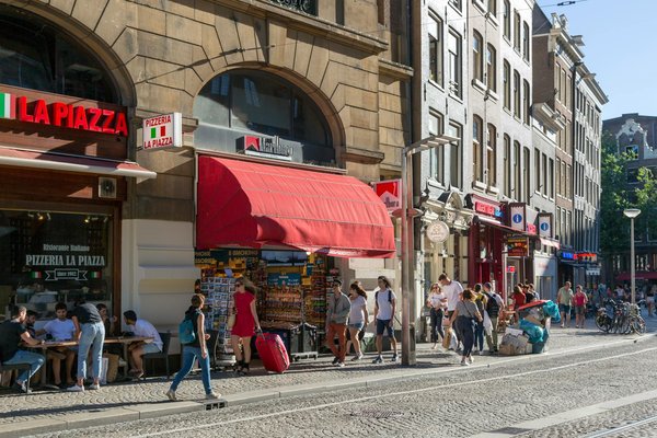 Transformation Architecturale : Des Idées de Vitruve aux Innovations Modernes